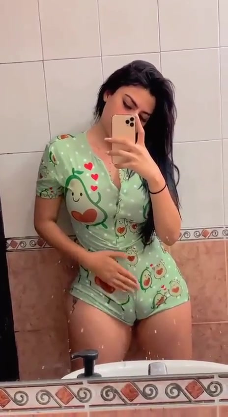 Jessica Orozco!!! Hot tiktok girl sexy in new video