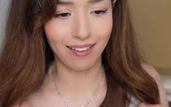 Pokimane – Hot tiktok girl so beauty