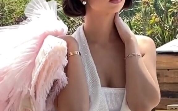 Angela Aguilar new vid-update…