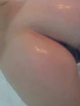BellaThorne – Nude shower in bathroom
