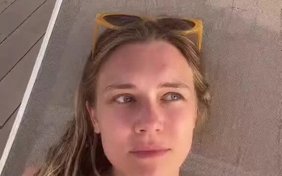 Kalisluzza – Sexy on beach…