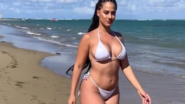 Kristen Live sexy on beach…