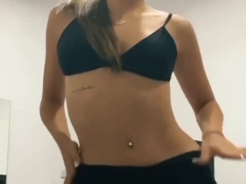 Lucia Bellido showing perfect body