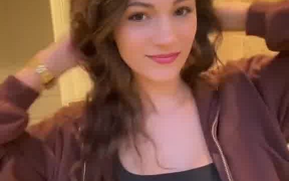 AlexiaRaye sexy in bedroom…