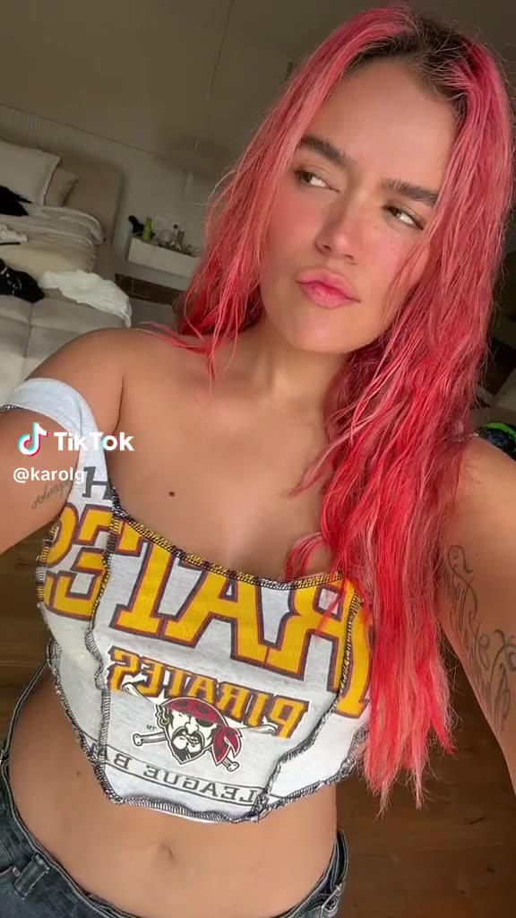 Karol G sexy babe…