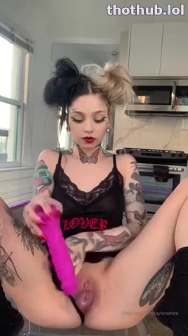 Taylor White play dildo