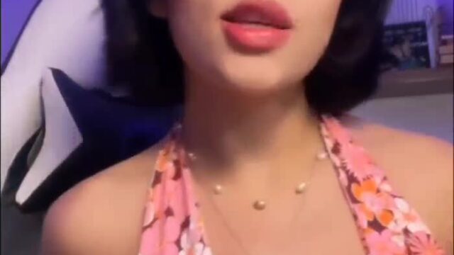 Valenceron hot big boobs tease