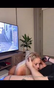Kelly Carter blowjob on sofa video