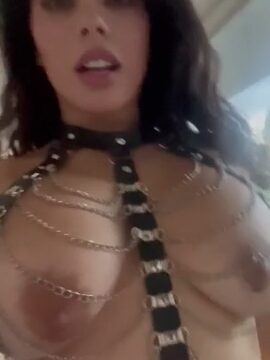 Lizbeth Rodriguez – Nude show with erotic body
