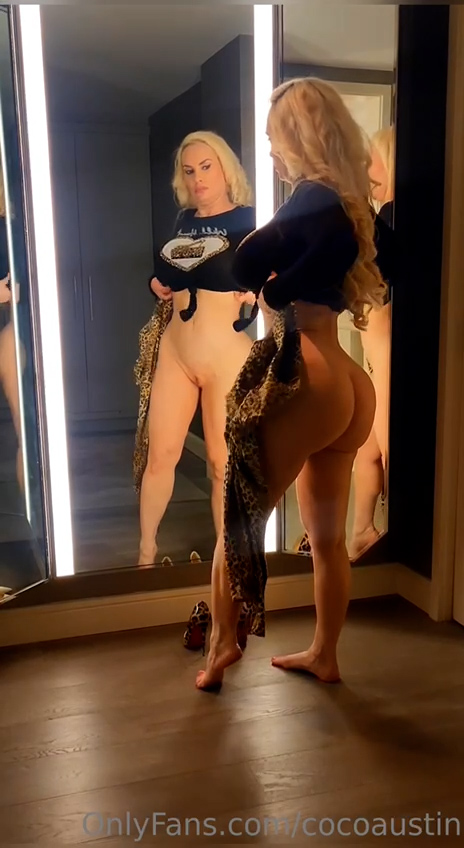 Coco Austin naked pussy in bedroom!!! So hot