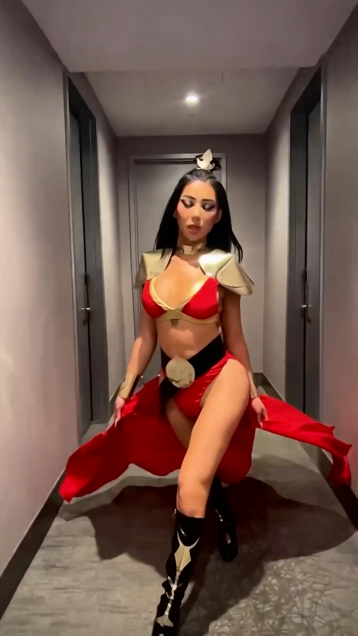 Nikita Dragun – Sexy with erotic body