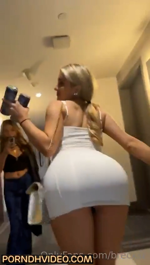 Breckie Hill show big butt… Omg!!! Hot Onlyfans video leaked