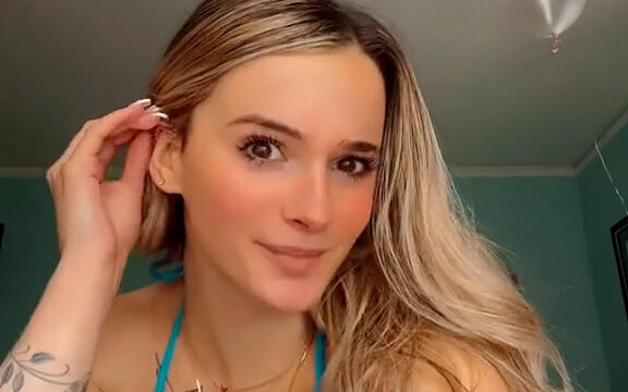 Kaitlyn Krems/Kaitkrems Onlyfans leak!!! Hot Sexy babe