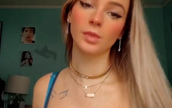 Kaitlyn Krems/Kaitkrems teasing big boobs so hot!!! New Onlyfans video leaked