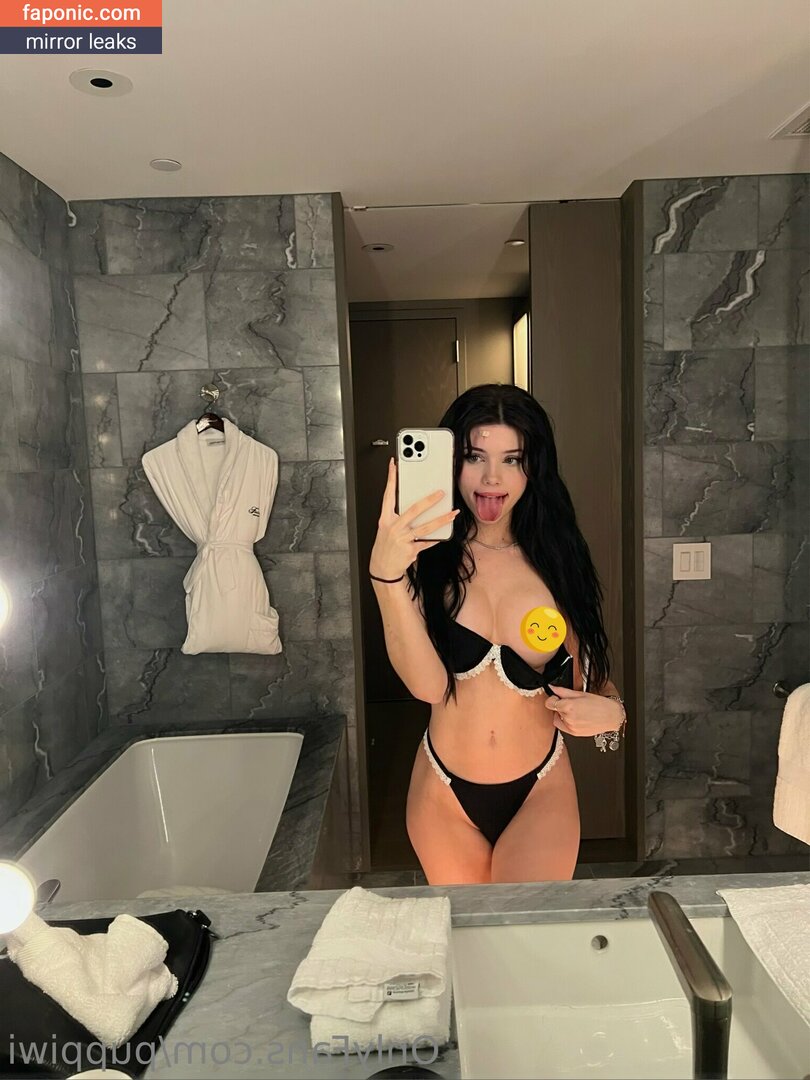 Puppiwi teasing big boobs very lewd… Omg!!! Hot Onlyfans video leaked