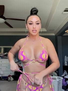 Sahlt try on Lingerie!!! Hot Onlyfans video leaked