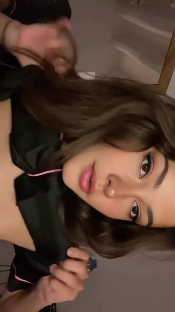 Alina Laporte Onlyfans Leak – Naked Show Nipple Pink !